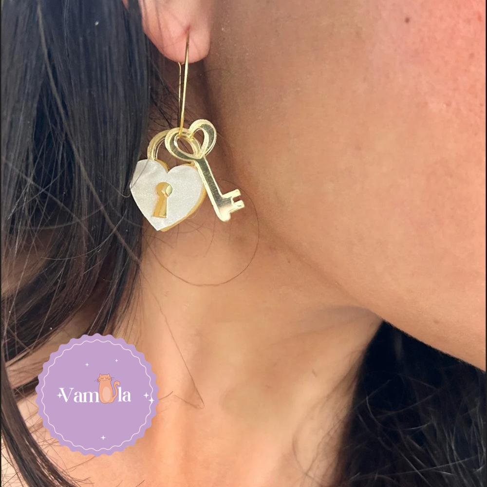 Aretes guardo tu corazón